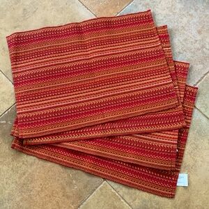 Sonoma Life Style NWT 100%  Cotton Barn Red set of 4 placemats